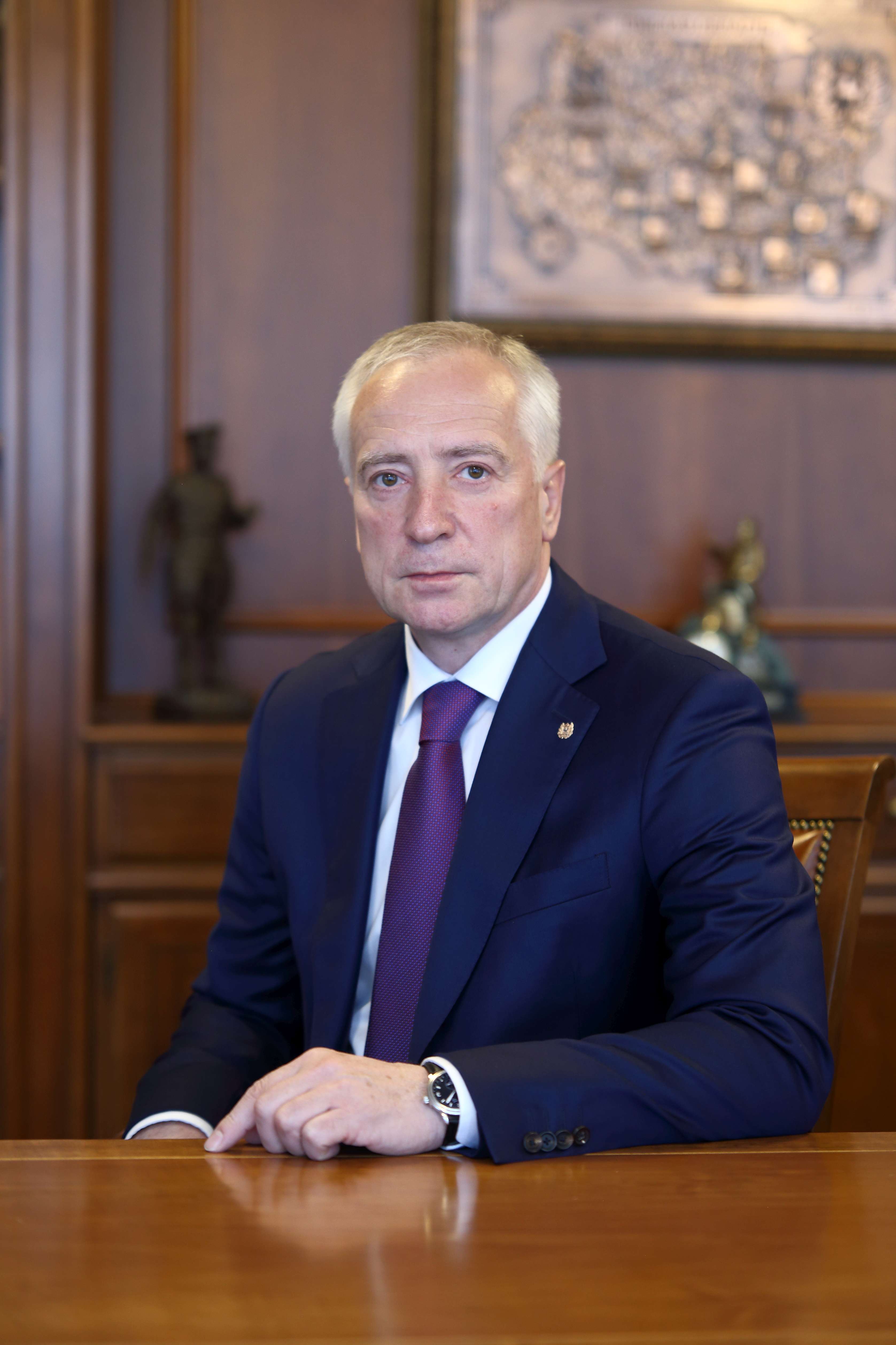 Владимир Владимирович Мазур